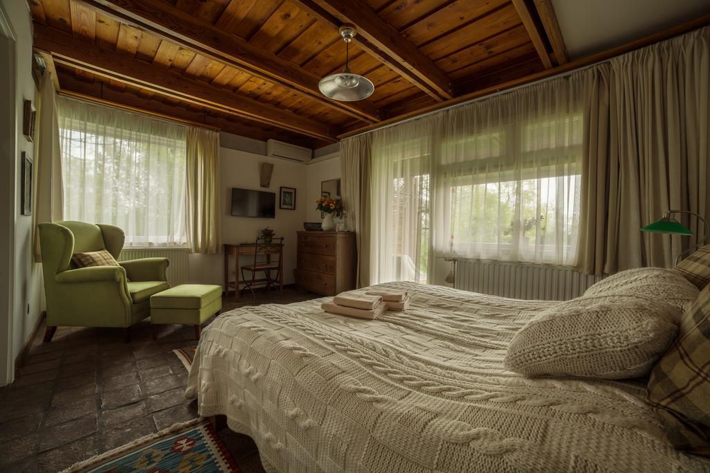 Káli Art Inn Panzió Köveskál Exterior foto