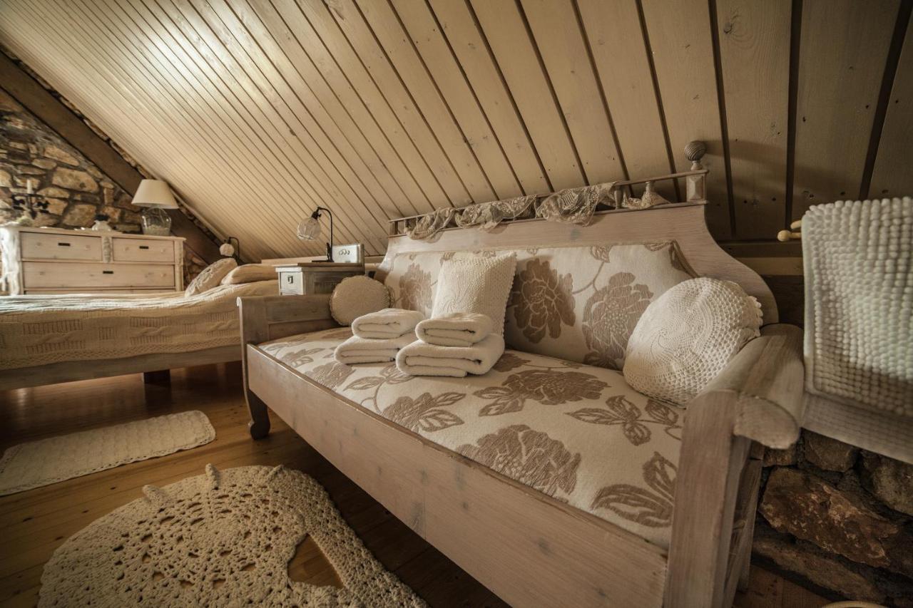 Káli Art Inn Panzió Köveskál Exterior foto